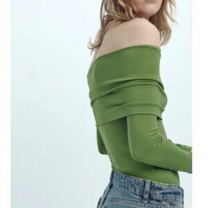 Zara - Off-The-Shoulder Bodysuit 3905/159/513 | Medium | Green Meadow